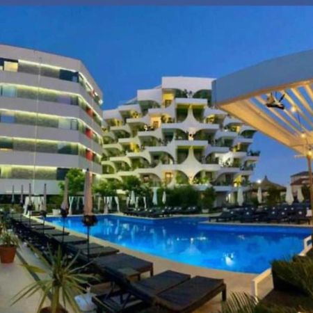 Thomas Luxury Apartment Năvodari Exteriér fotografie