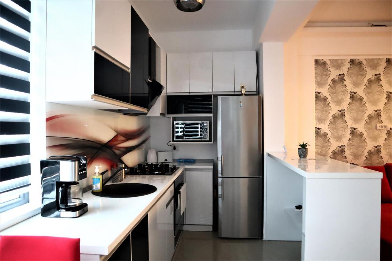 Thomas Luxury Apartment Năvodari Exteriér fotografie