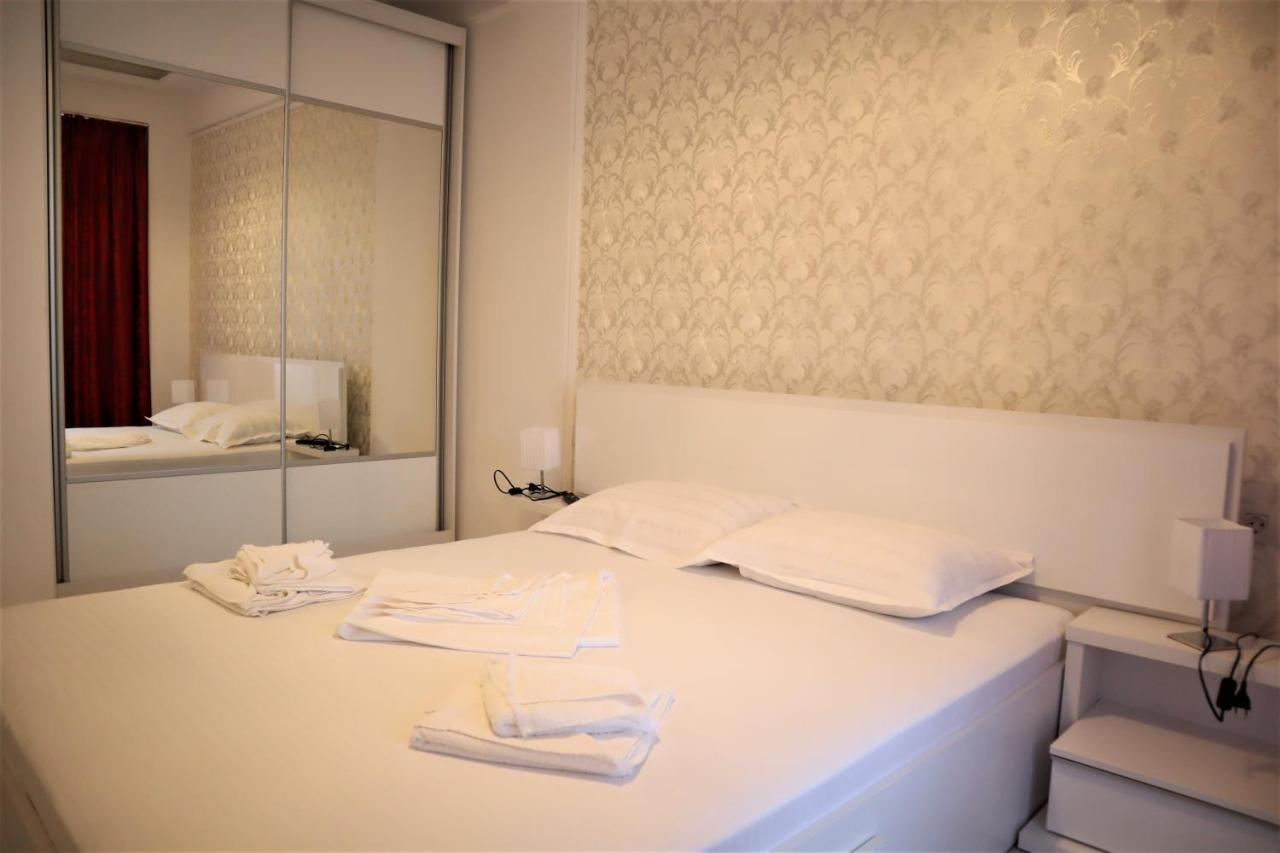 Thomas Luxury Apartment Năvodari Exteriér fotografie