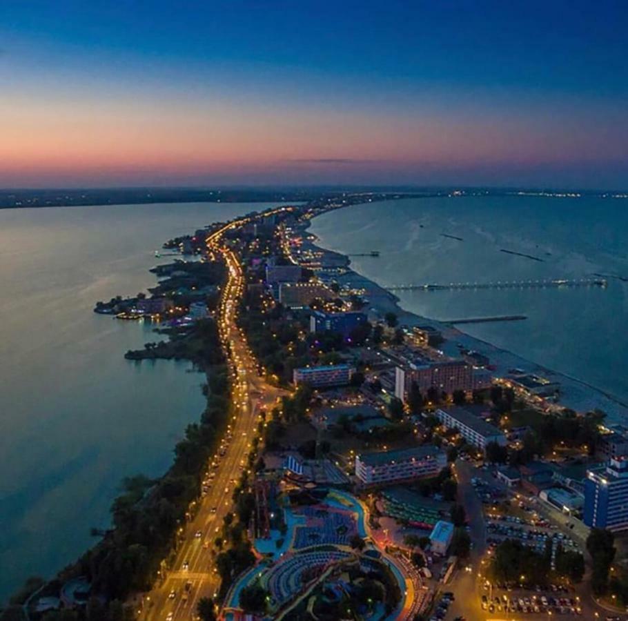 Thomas Luxury Apartment Năvodari Exteriér fotografie